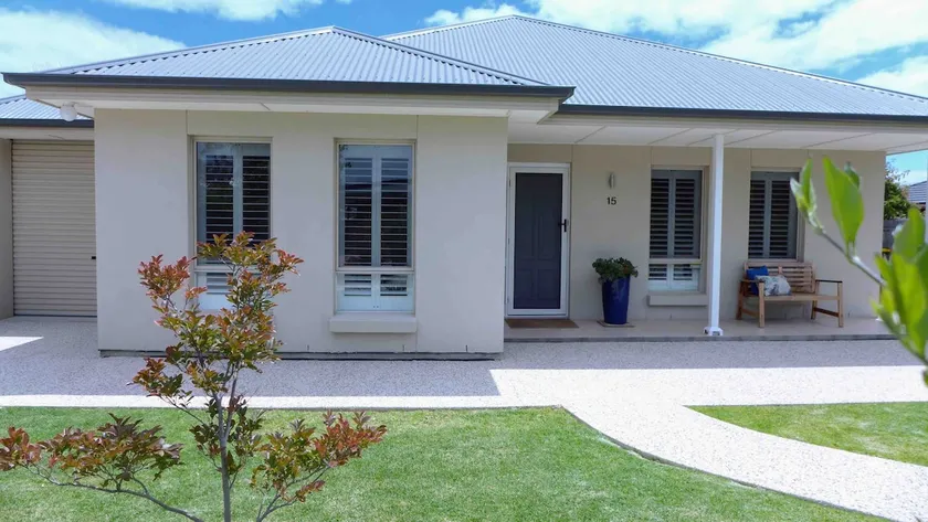 Close to Beach, delightful Normanville house - Image 1