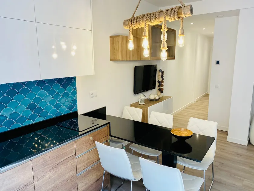 Luxe Madrid Manuel Becerra, free parking, apartment. - Image 1
