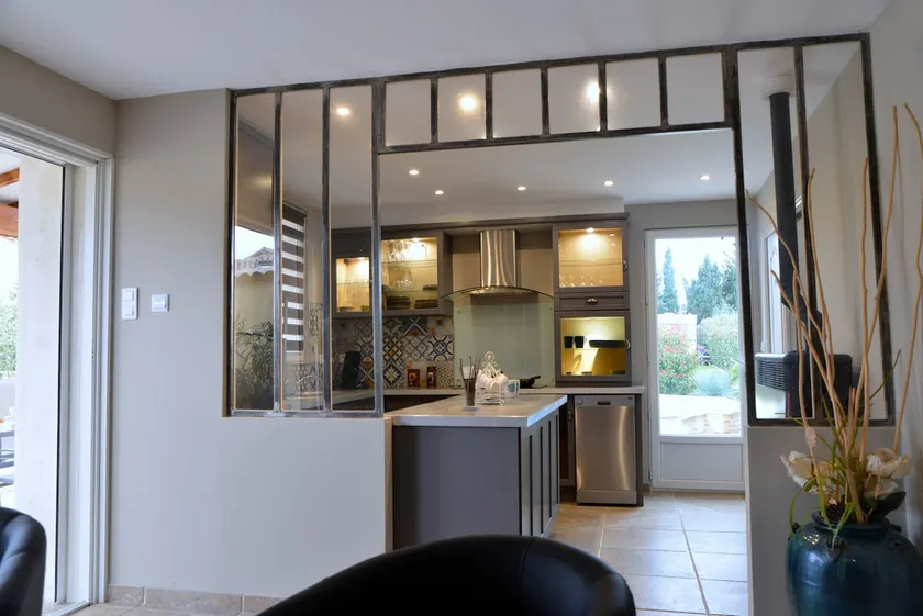 Charming house with pool For 1–6 guests - Image 1