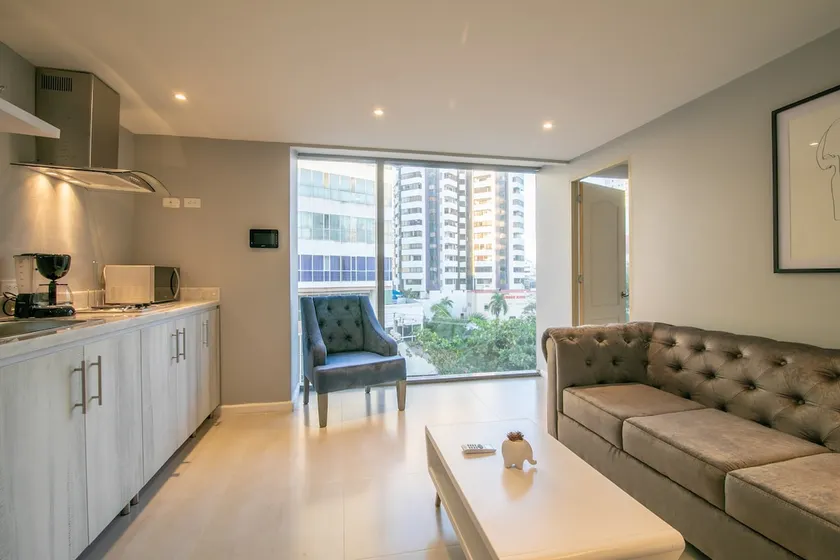 Brand New 1 BR Apartment in Bocagrande - Image 1
