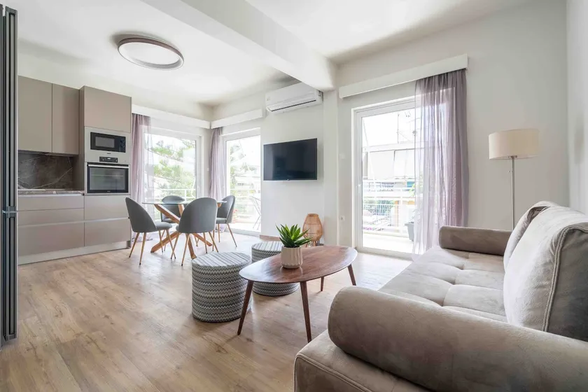 SeaView Stylish Suite in Varkiza - Image 1