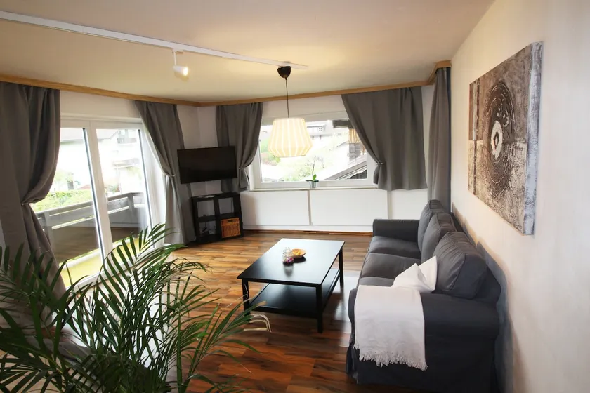 Apartment in the countryside near Salzburg 2 - Image 1