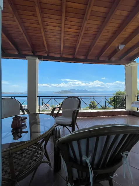 Amazing view family house! - Image 1