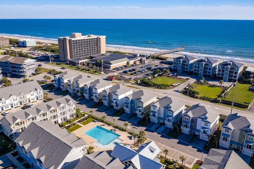 Seas the Day Atlantic Beach Villa - Image 1