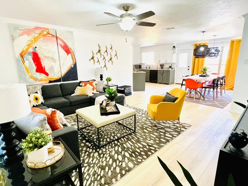 Texan | Family Friendly | Central |Fully Stocked - Image 1