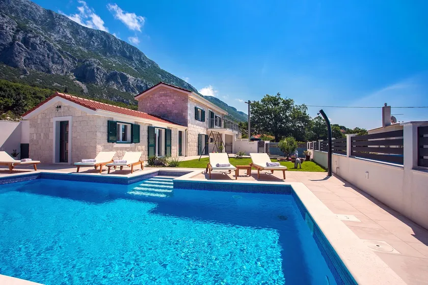 Villa Lucky Dream with private pool - Image 1