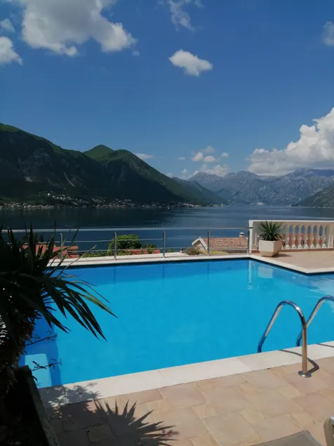 Stenik with an amazing view - Image 1