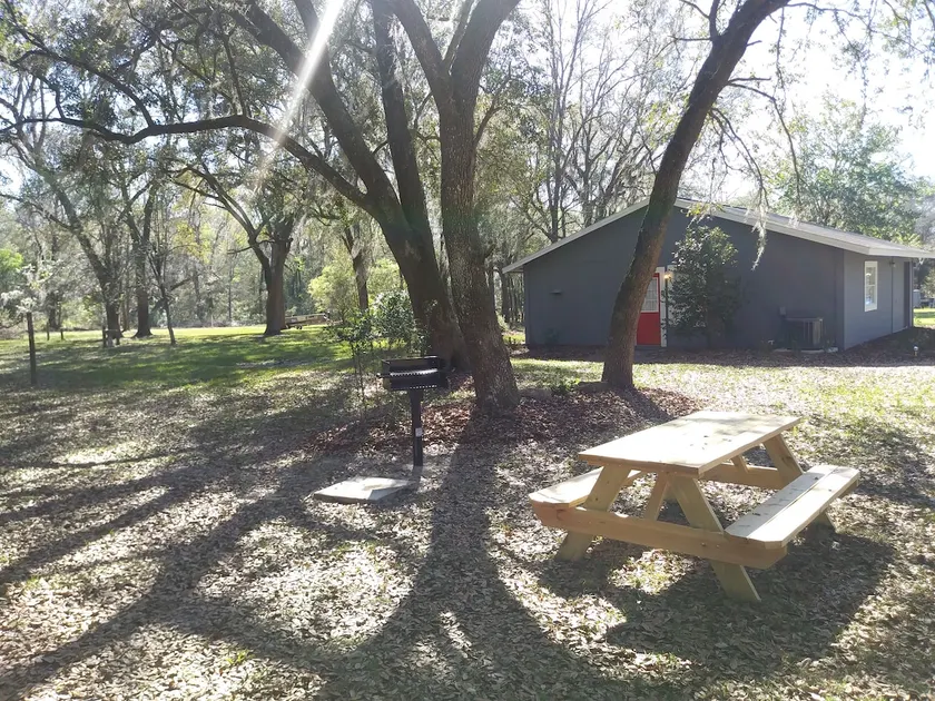 O'LE LADYBUG COTTAGE - Image 1