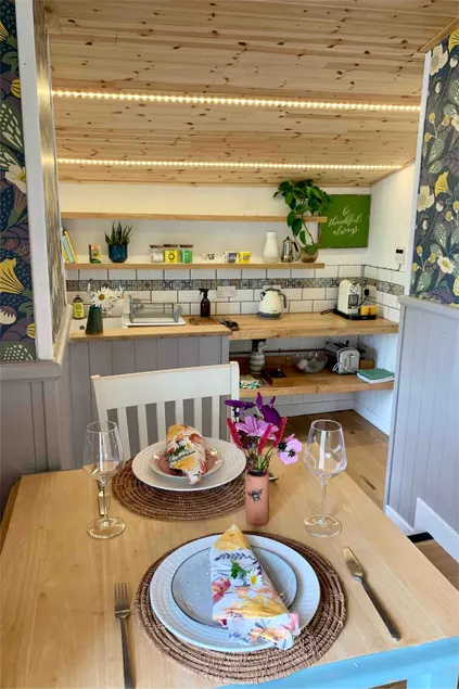 The Snug at Ravenswood - Image 1