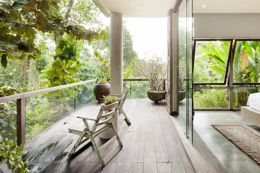 Cliff-Top Villa Surrounded by Tropical Greenery - Image 1