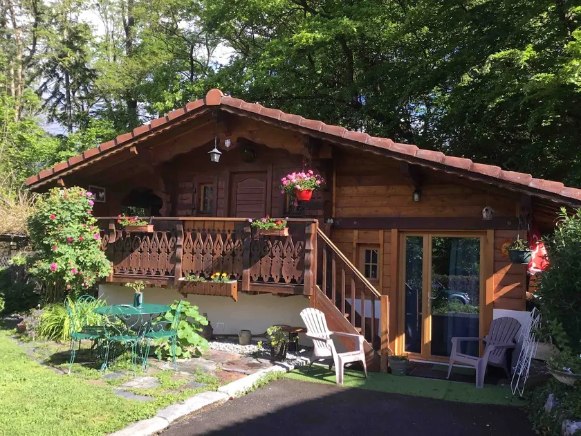 Typical and warm chalet - Image 1