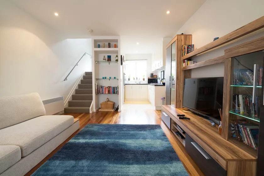 2 storey 1BD Elwood loft getaway - close to beach! - Image 1