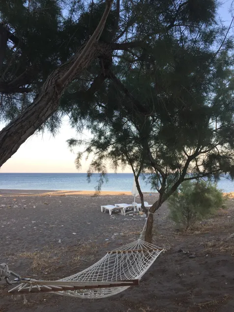 Vamare Beachfront House - Image 1