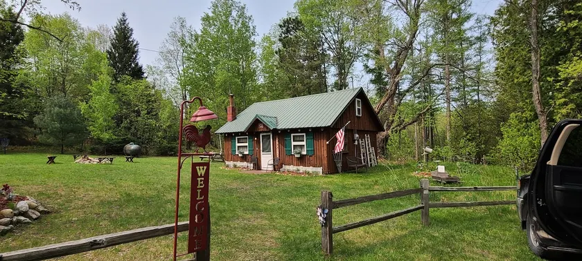 Wood Haven Lodge - Image 1