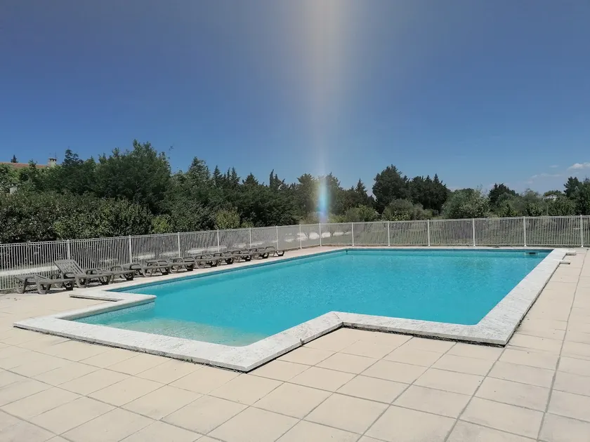 Gite Mas Canillac – ”Les Alpilles” for 10 people. - Image 1