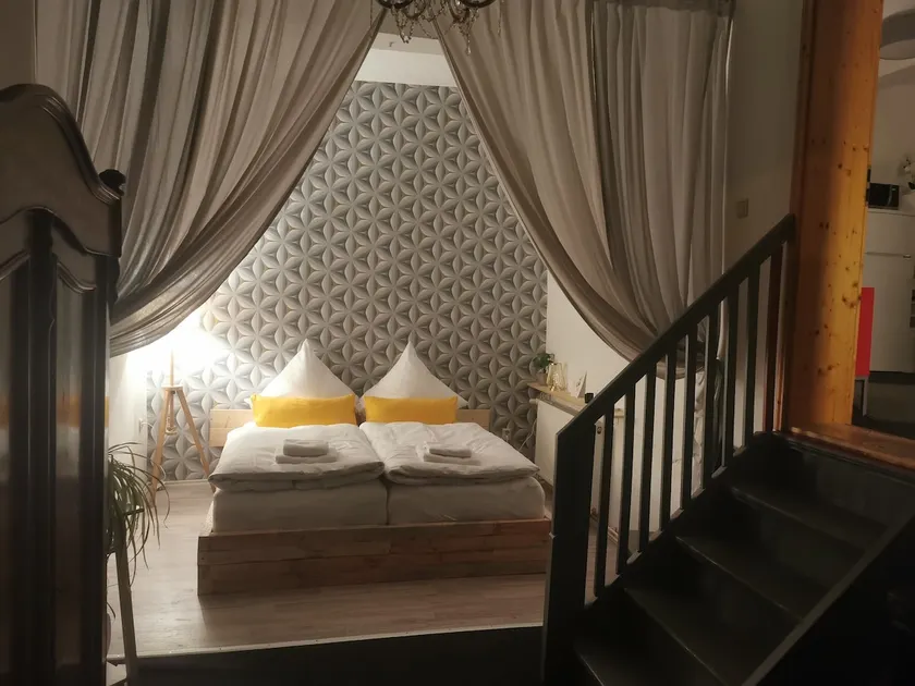 Living in the townhouse - Image 1