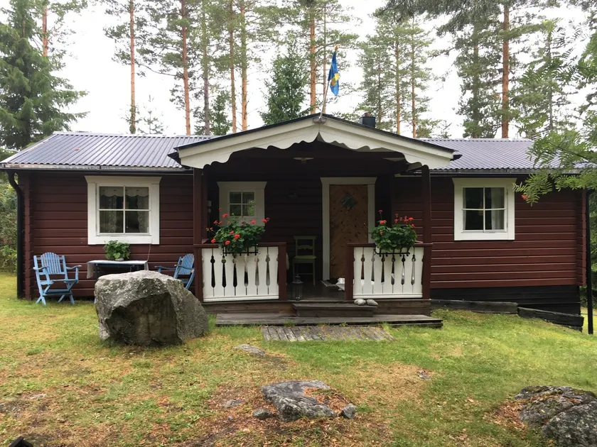 Cabin 70 meters from Tunsjön, Höga Kusten - Image 1