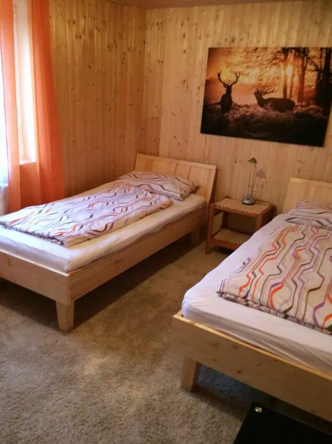 Cozy spot near Cite - Image 1