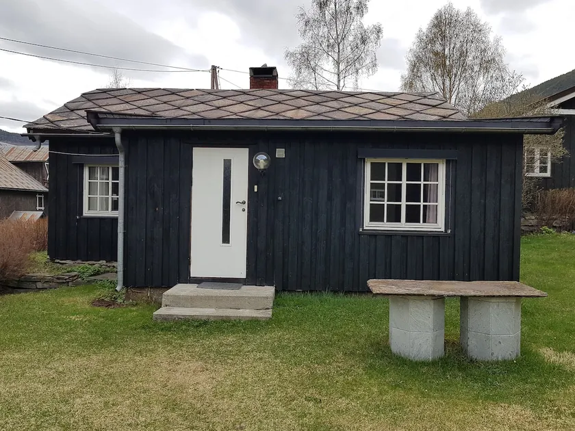 Charming log cabin - Image 1