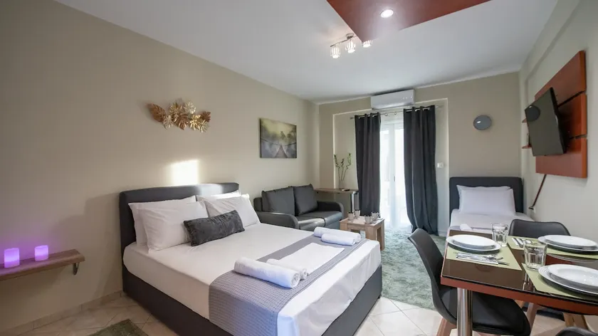 Alfa House Fully Renovated Apartment - Image 1