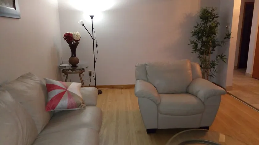 Cozy 2 bdrm in LAVAL nature center - Image 1