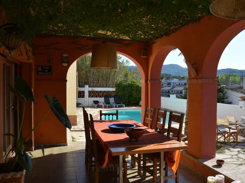 House with pool 30 minutes from Barcelona and 20 minutes from Montmeló - Image 1
