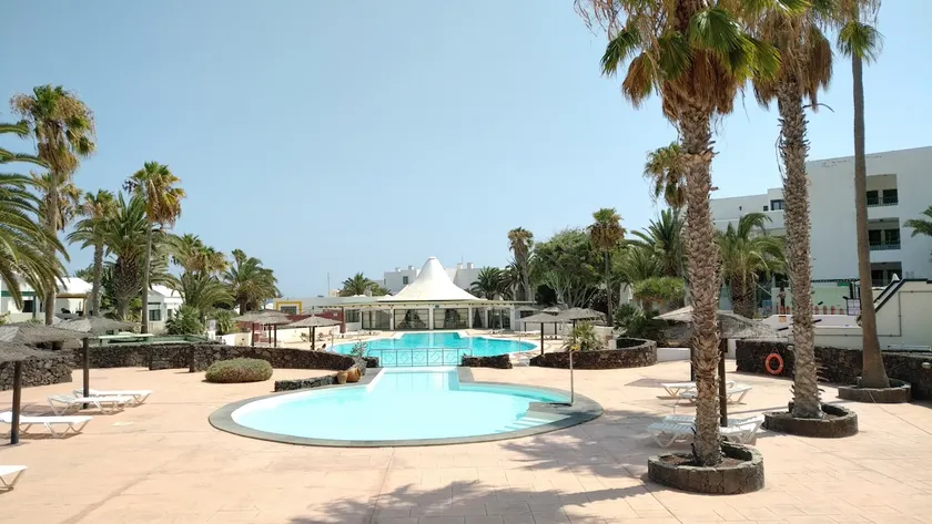 Luxury Casa II Sea Front Costa Teguise - Image 1