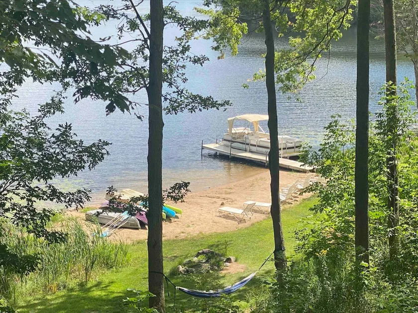 Leroy Lake House - Image 1