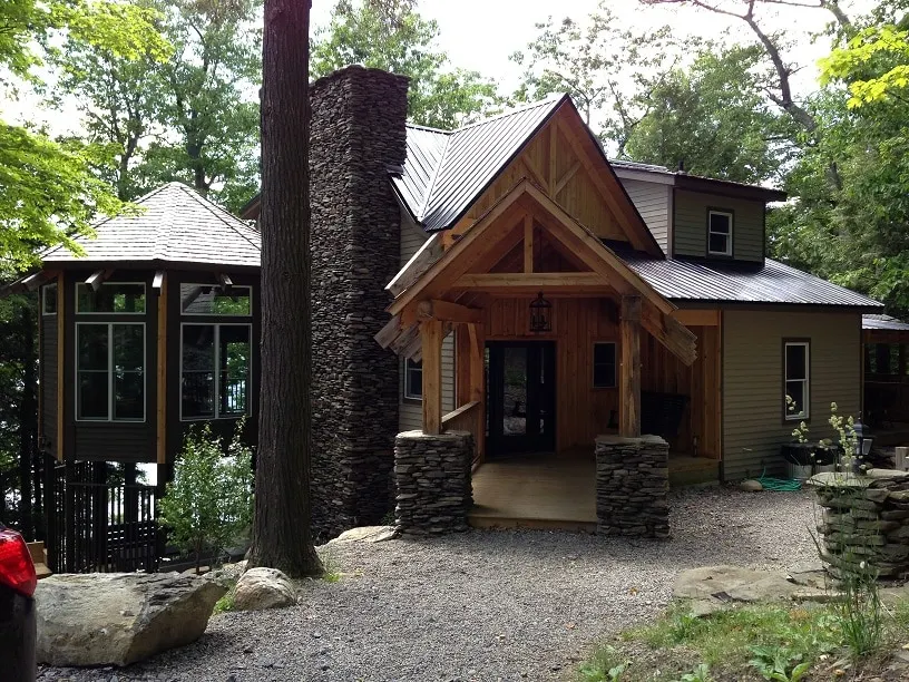 Paul's Lodge on Skaneateles Lake - Image 1