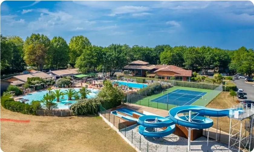 315 3-bedroom chalet, Arcachon Bay, 4-star campsite - Image 1