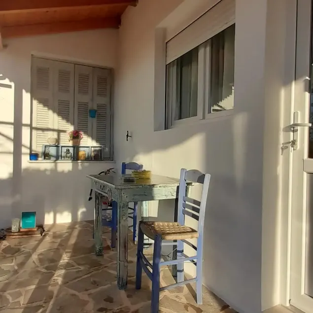 FULL ROOM WITH BEAUTIFUL VIEW - Image 1