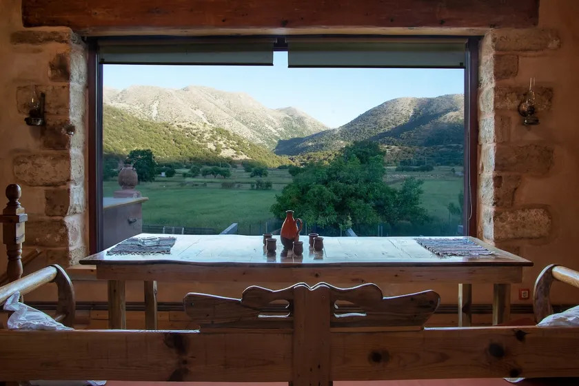villa archontiko ASKYFOU SFAKIA - Image 1