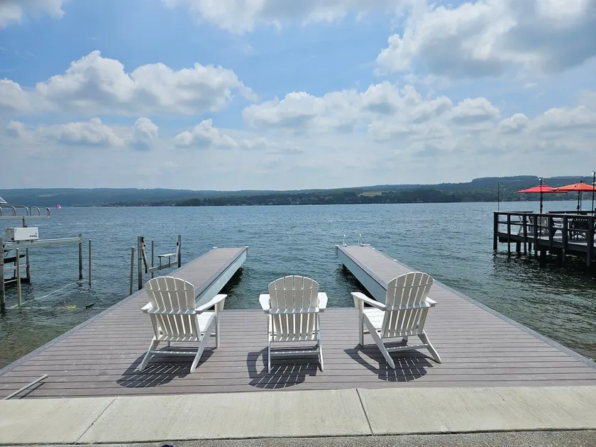 Keuka Lake Cottage w/boat launch & lots of parking - Image 1