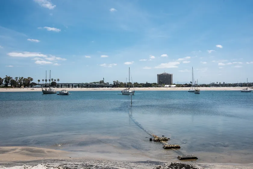 Mission Beach Paradise - Image 1
