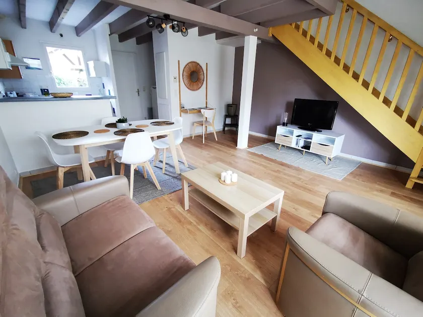 Reginea vacation home near the beaches + Pool - Image 1
