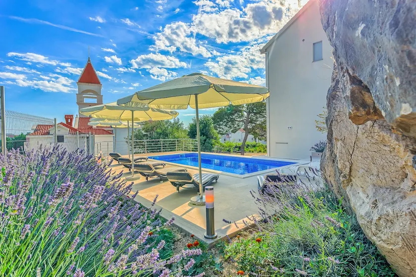 Luxury Villa Rock – Your Private Oasis in Split / Podstrana - Image 1