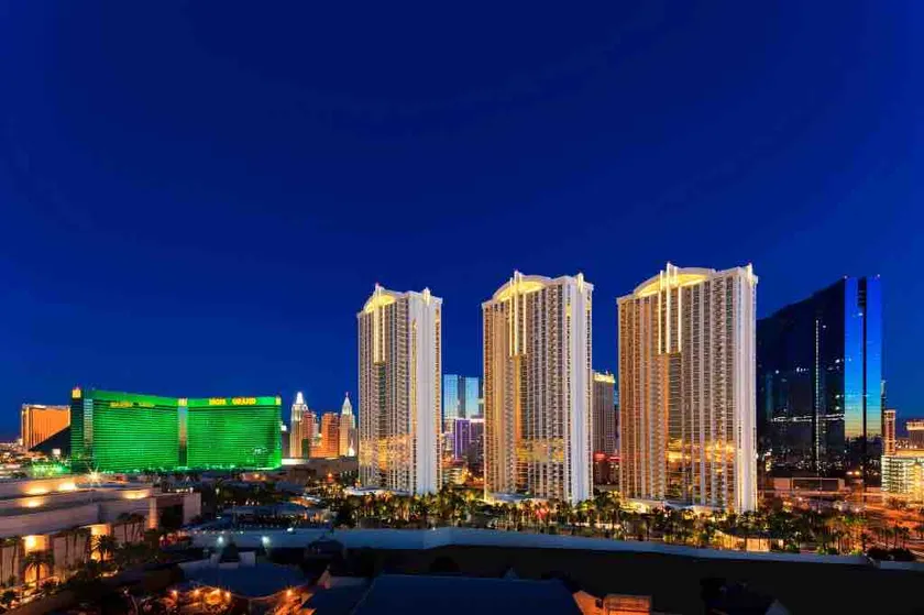 Signature at MGM 1BR balcony suite, tower 1. <br> - Image 1