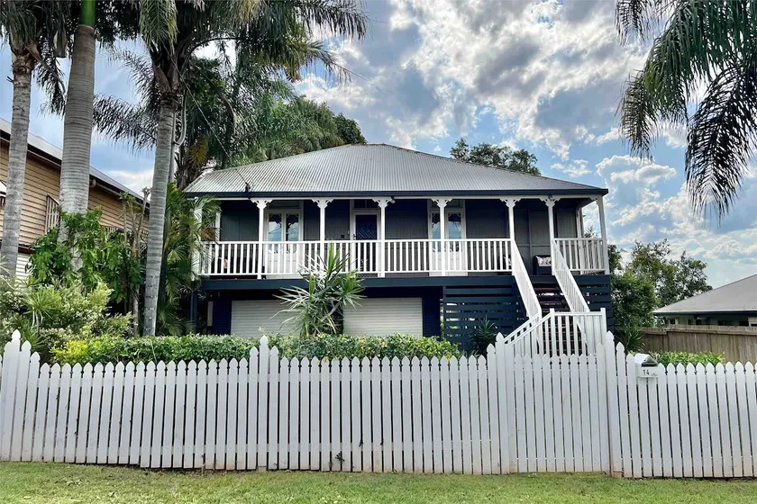 Childers Charmer with Aircon, WIFI & modern luxuries - Image 1