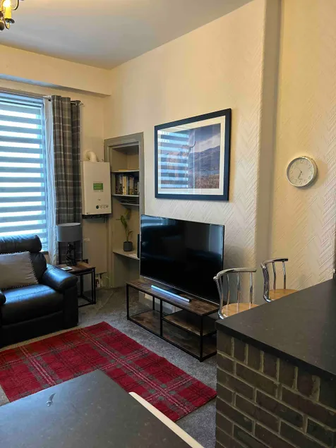 Cosy Ground Floor flat in the heart of Balloch - Image 1