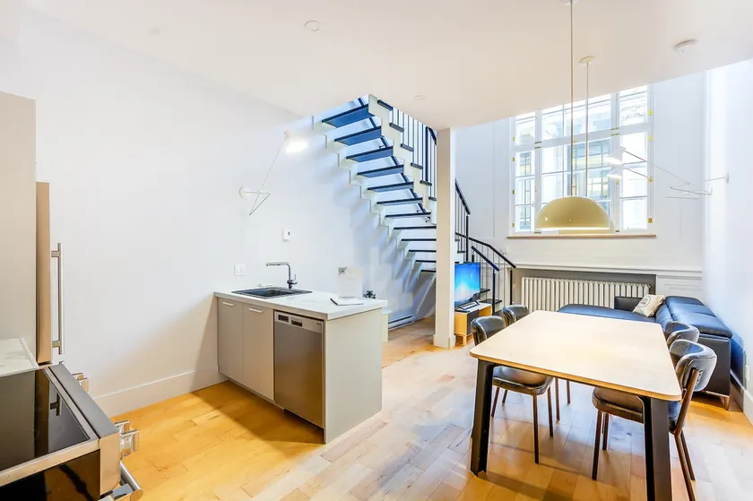SP105 – Lofts St-Pierre – By Les Lofts Vieux-QC - Image 1