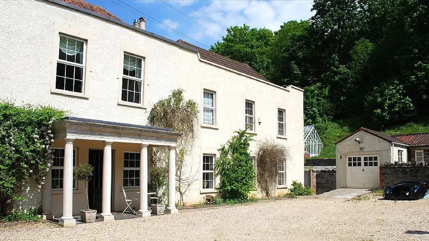 Georgian House with Indoor Swimming Pool - Image 1