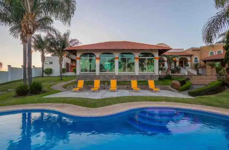 Wonderful ideal house - Image 1