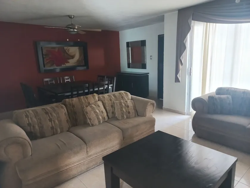 Excellent apartment location with balcony - Image 1