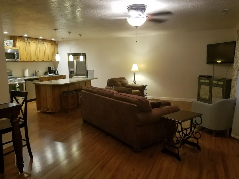 Secluded 2 - bedroom with Panoramic View - Image 1