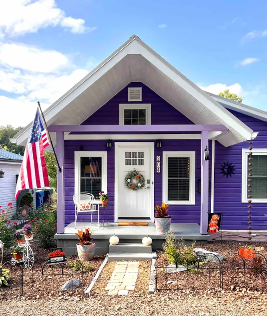 The Eggplant Cottage - Image 1