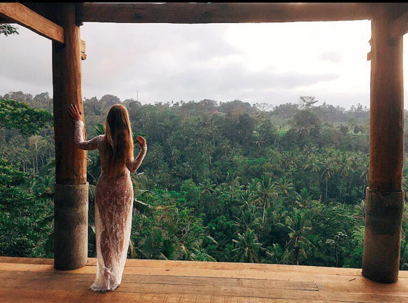 Zen Hideaway 3: Valley-View Teak Pavilion - Image 1