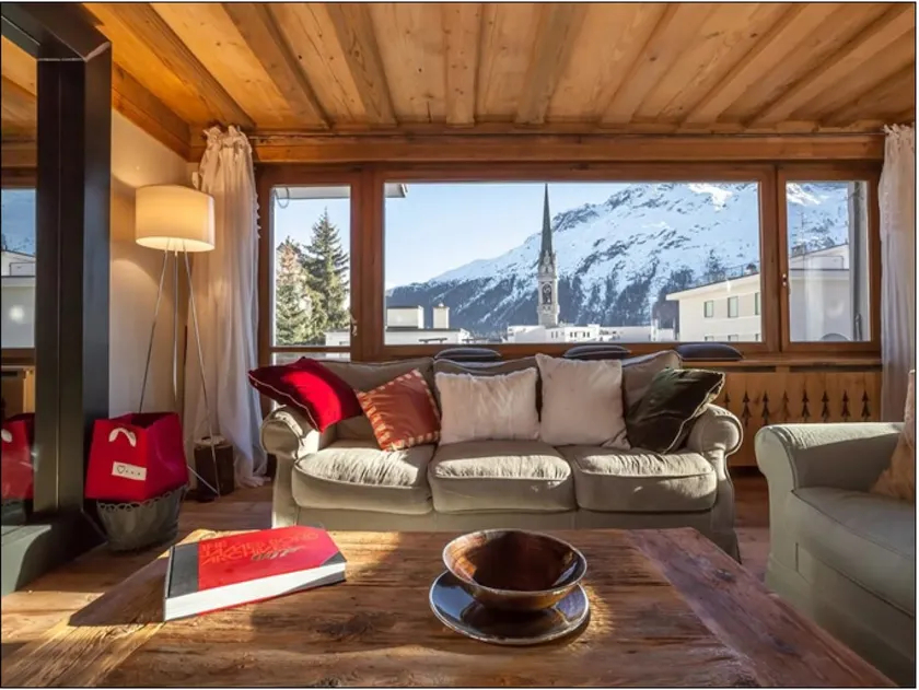 Apartment in villa in the heart of Sankt Moritz-Dorf - Image 1