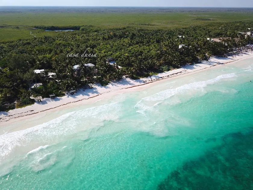 Stunning Beachfront Villa, Amazing Views, Ideal Location, Great for Families - Image 1