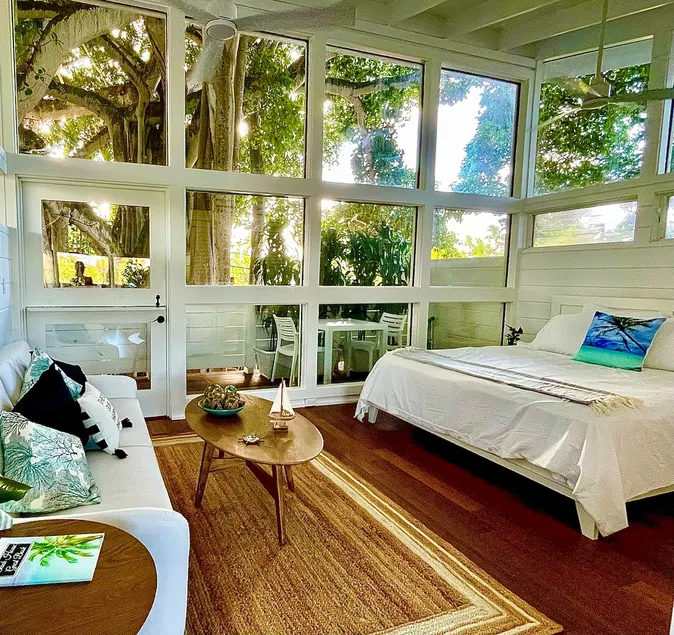 The Banyan Beach Bungalow - Image 1