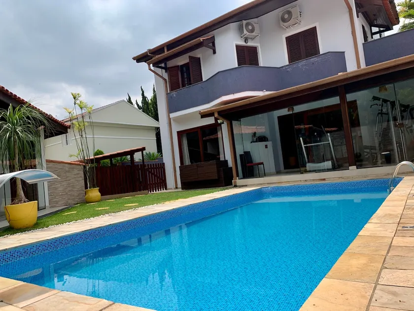 High Standard House Granja Viana (inside condominium) - Image 1